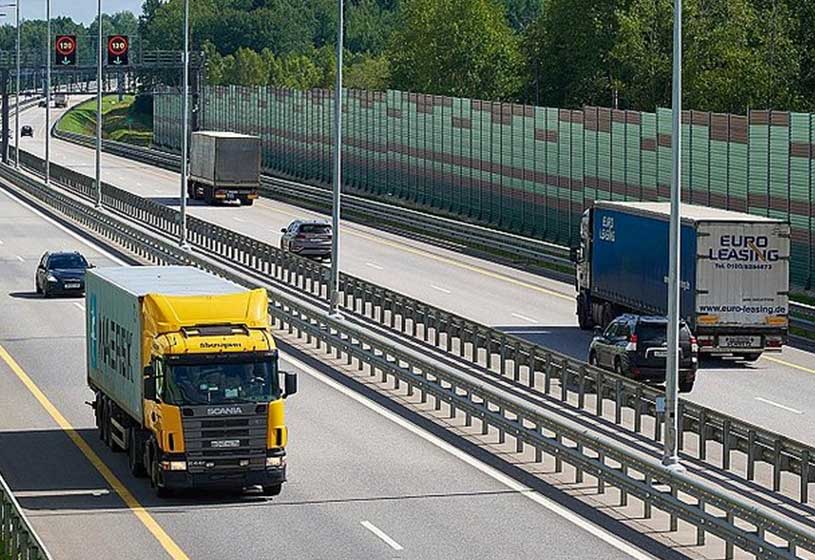 Нові збори за проїзд вантажівок у Європі з 2024 року